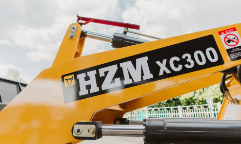 Фронтальный погрузчик HZM XC300 NEW